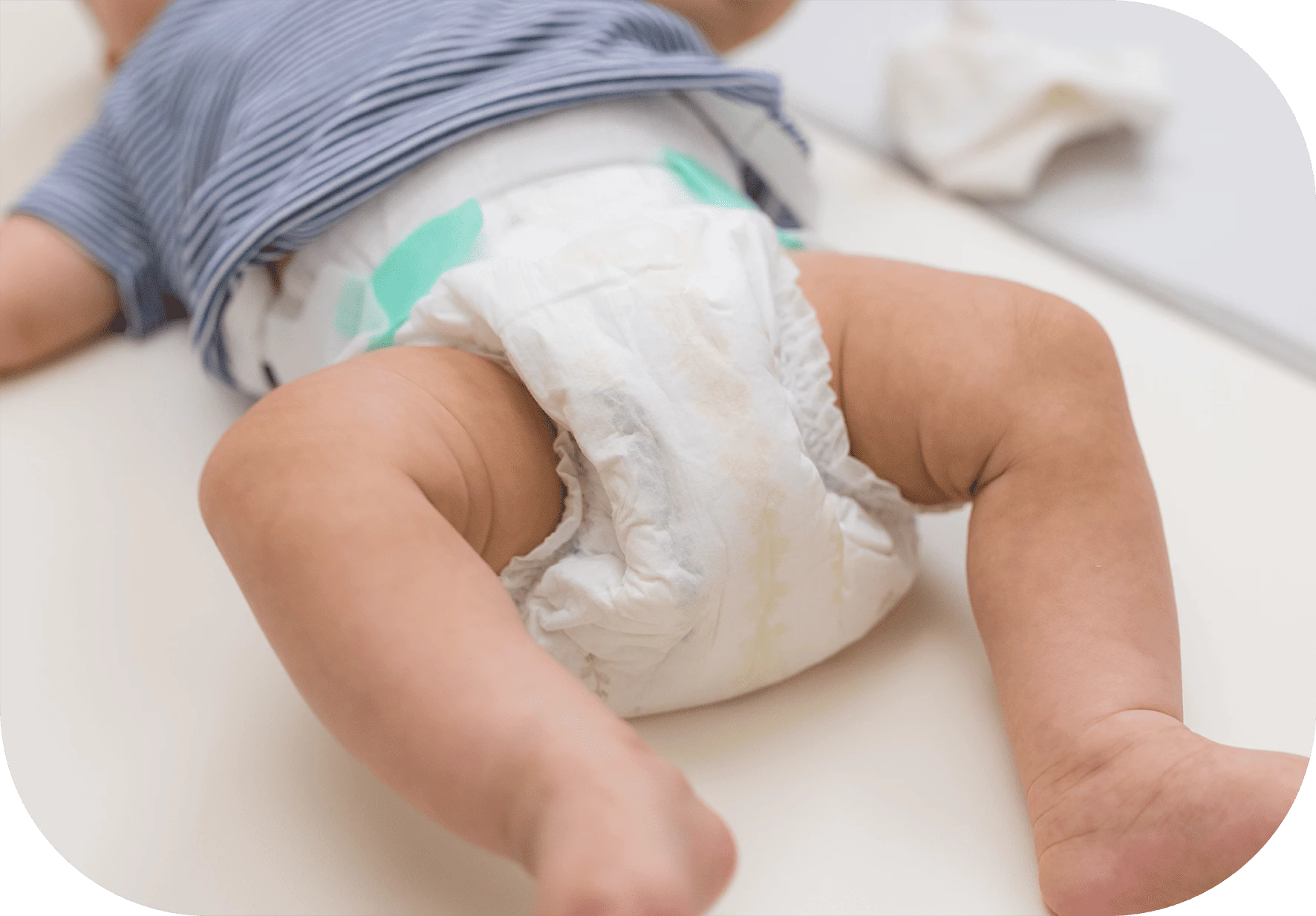 cuidar la piel del bebé en el cambio de pañal